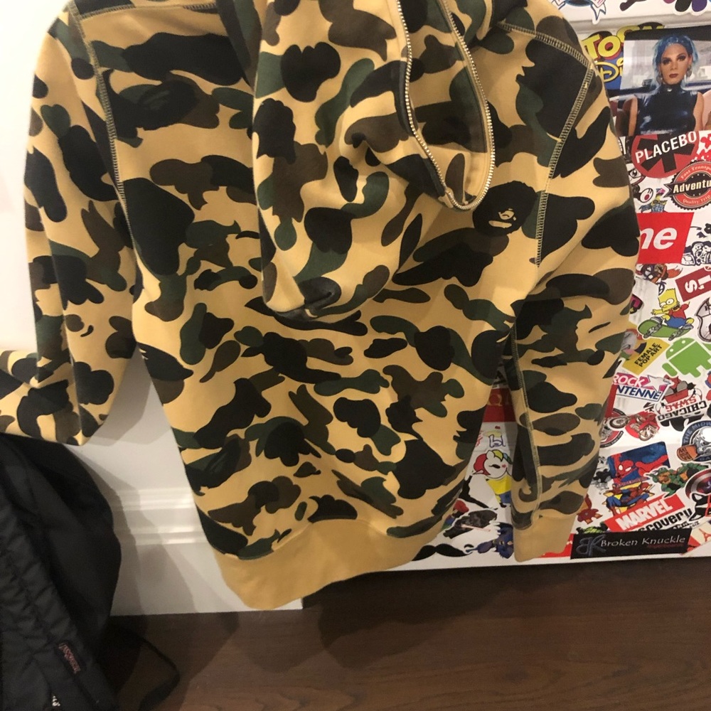 Bape jacket - Picture 2 of 3